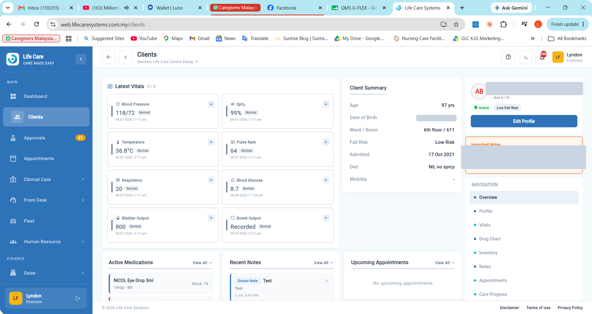 Resident overview on desktop